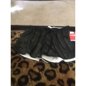 Danskin Now Women's ActiveWear Mesh Shorts Reversible Size M 8-10 Black White